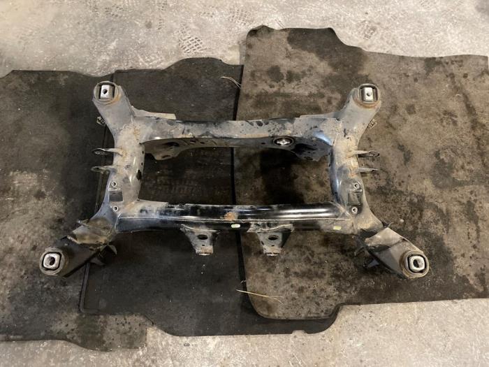 Begagnade Underram BMW 1 serie (F20) 114i 1.6 16V Pris på förfrågan erbjuds av Autodemontage Joko B.V.