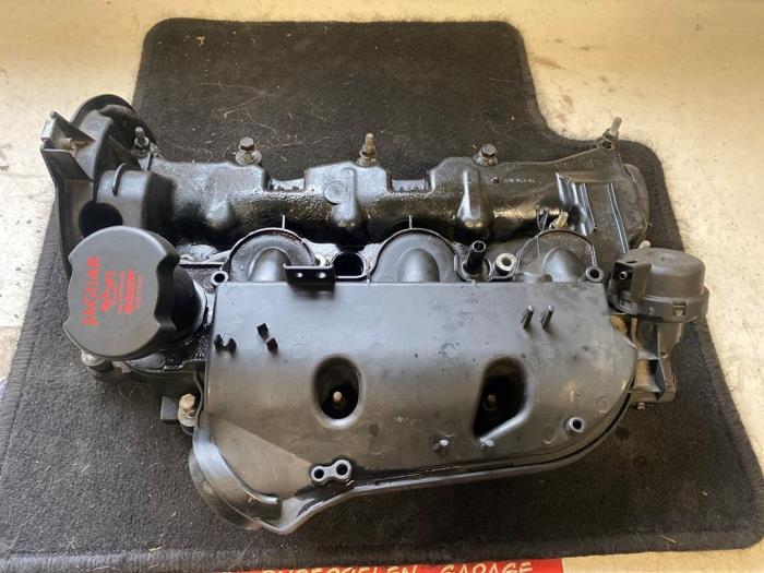 Gebrauchte Ventildeckel Jaguar XF (CC9) 2.7 D V6 24V Preis auf Anfrage angeboten von Autodemontage Joko B.V.