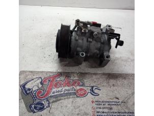 Used Air conditioning pump Toyota Hilux VI 2.4 D 16V 4WD Price on request offered by Autodemontage Joko B.V.