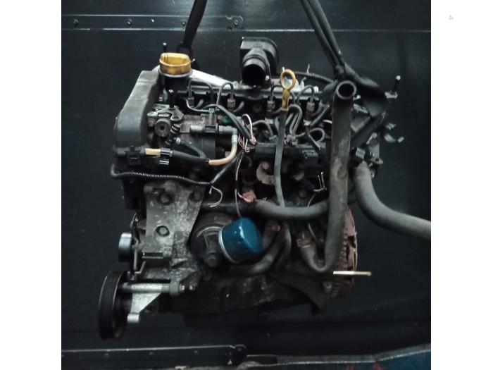 Gebrauchte Motor Renault Megane II (BM/CM) 1.5 dCi 80 Preis auf Anfrage angeboten von Autodemontage Joko B.V.