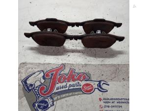Used Front brake pad Ford Focus 2 1.8 16V Price on request offered by Autodemontage Joko B.V.
