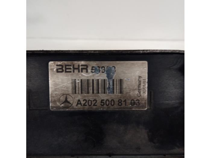 Chlodnica z Mercedes-Benz CLK (W208) 2.0 200K Evo 16V 2001