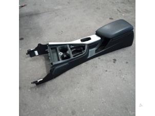 Used Middle console BMW 1 serie (F20) 118d 2.0 16V Price on request offered by Autodemontage Joko B.V.