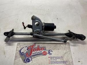 Used Wiper mechanism BMW 1 serie (F20) 118d 2.0 16V Price on request offered by Autodemontage Joko B.V.