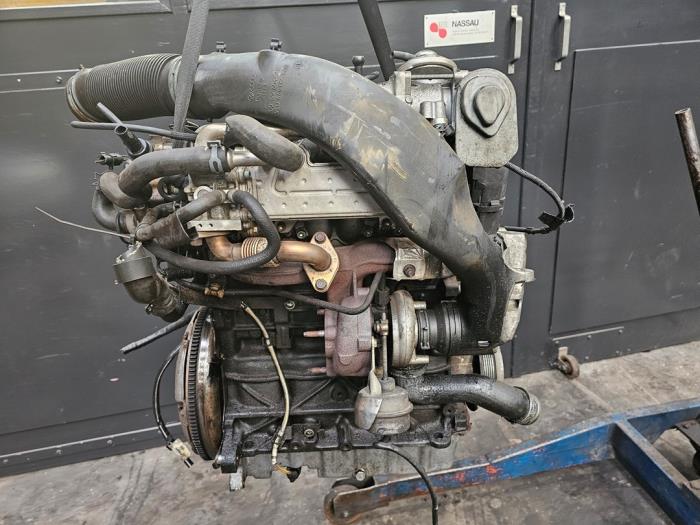 Motor de un Volkswagen Golf IV (1J1) 1.9 TDI 100 2003