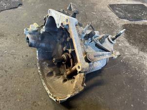 Used Gearbox Peugeot 206 SW (2E/K) 1.6 16V Price on request offered by Autodemontage Joko B.V.