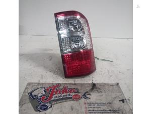 Używane Tylne swiatlo pozycyjne prawe Nissan Patrol GR (Y61) 3.0 GR Di Turbo 16V Cena na żądanie oferowane przez Autodemontage Joko B.V.