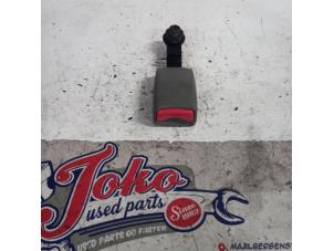 Used Front seatbelt buckle, right Nissan Patrol GR (Y61) 3.0 GR Di Turbo 16V Price on request offered by Autodemontage Joko B.V.