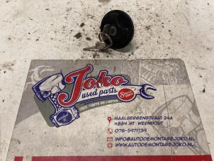Used Fuel cap Ford Fiesta 5 (JD/JH) 1.3 Price on request offered by Autodemontage Joko B.V.