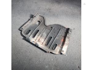 Used Engine protection panel Dacia Logan (LS) 1.4 Price on request offered by Autodemontage Joko B.V.
