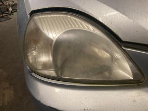 Used Headlight, right Kia Rio (DC22/24) 1.5 16V Price on request offered by Autodemontage Joko B.V.