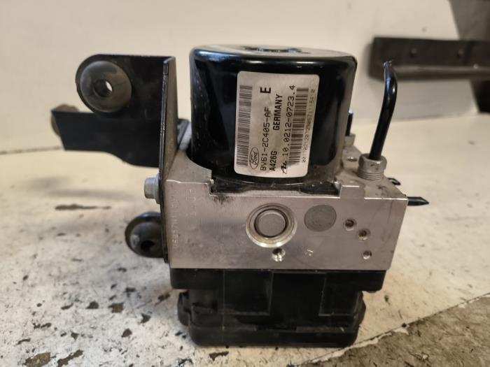 Begagnade ABS-pump Ford Focus 3 1.6 TDCi 95 Pris på förfrågan erbjuds av Autodemontage Joko B.V.
