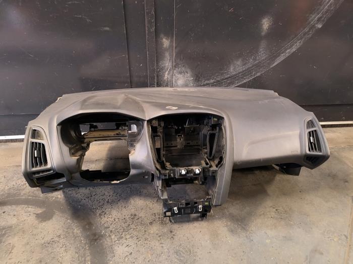 Używane Panel Ford Focus 3 1.6 TDCi 95 Cena na żądanie oferowane przez Autodemontage Joko B.V.