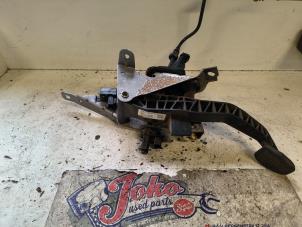 Used Clutch pedal Ford Focus 3 1.6 TDCi 95 Price on request offered by Autodemontage Joko B.V.