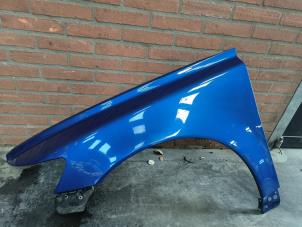 Used Front wing, left Volvo V50 (MW) 2.4i 20V Price on request offered by Autodemontage Joko B.V.