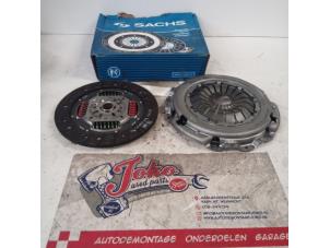 New Clutch kit (complete) Ford Transit Connect 1.8 Tddi Price on request offered by Autodemontage Joko B.V.