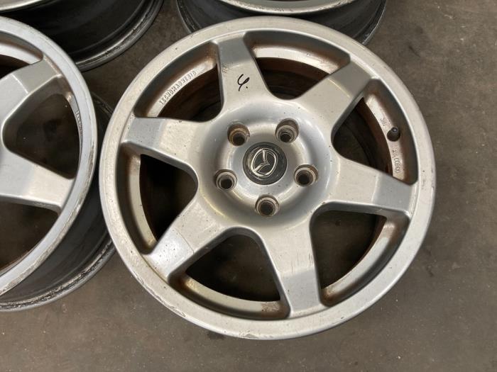 Set of sports wheels from a Mazda 6 (GG12/82) 2.0i 16V 2003
