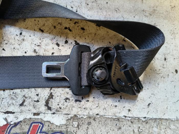 Front seatbelt, left from a Chevrolet Aveo (300) 1.2 16V 2012