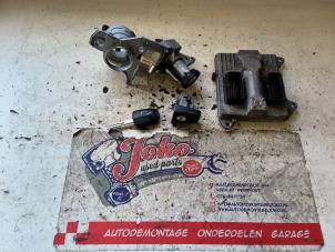 Used Set of cylinder locks (complete) Opel Zafira (M75) 2.2 16V Direct Ecotec Price on request offered by Autodemontage Joko B.V.
