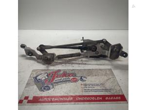 Used Wiper mechanism Daihatsu Cuore (L251/271/276) 1.0 12V DVVT Price on request offered by Autodemontage Joko B.V.