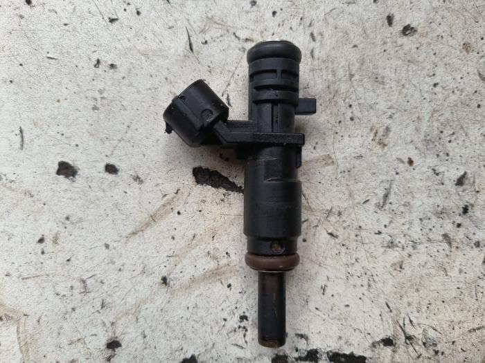 Injector (petrol injection) from a Peugeot 207 SW (WE/WU) 1.6 16V 2008