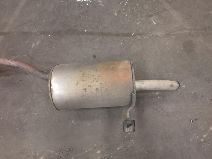 Gebrauchte Auspuff Enddämpfer Renault Clio IV (5R) 0.9 Energy TCE 90 12V Preis auf Anfrage angeboten von Autodemontage Joko B.V.