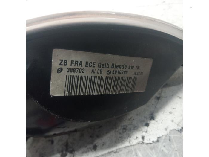 Indicator, right from a BMW 3 serie (E46/4) 318i 16V 2002
