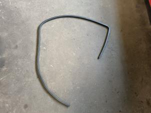 Used Rear door seal 4-door, right Nissan Micra (K12) 1.2 16V Price on request offered by Autodemontage Joko B.V.