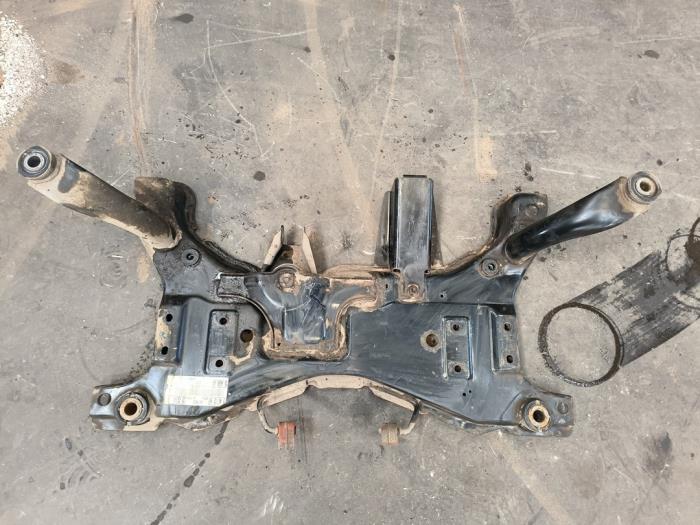 Used Subframe Ford Focus C-Max 1.6 TDCi 16V Price on request offered by Autodemontage Joko B.V.