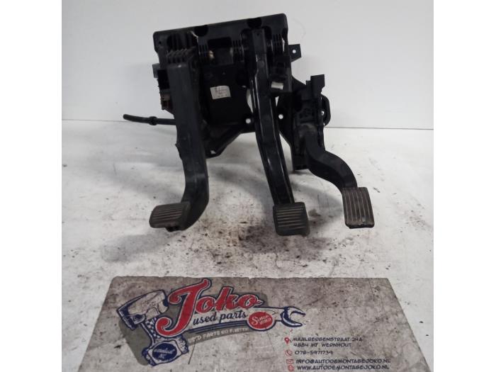 Gebrauchte Pedale Set Peugeot Boxer (U9) 2.2 HDi 120 Euro 4 Preis auf Anfrage angeboten von Autodemontage Joko B.V.