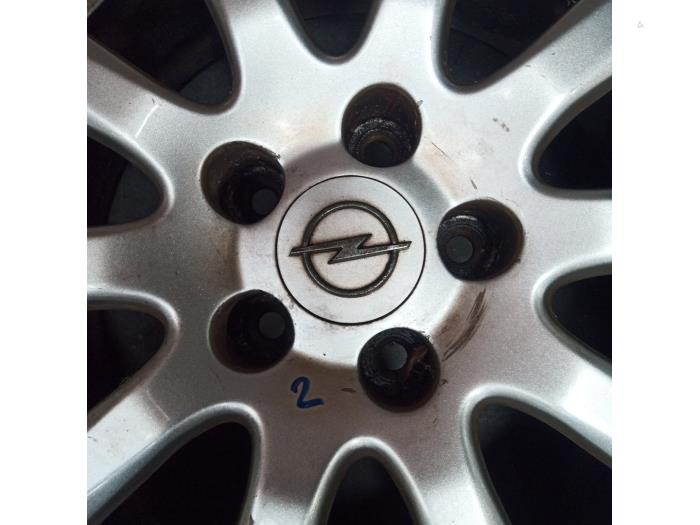 Opel Cd Rims Set of sports wheels - Alloy GM - Autodemontage Joko B.V.