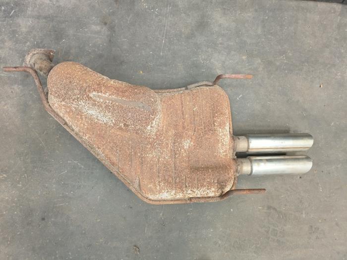 Gebrauchte Auspuff Enddämpfer Opel Vectra B (36) 2.5 V6 24V Preis auf Anfrage angeboten von Autodemontage Joko B.V.