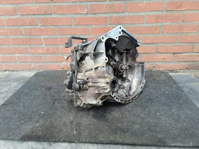 Gebrauchte Getriebe Peugeot 206+ (2L/M) 1.4 XS Preis auf Anfrage angeboten von Autodemontage Joko B.V.