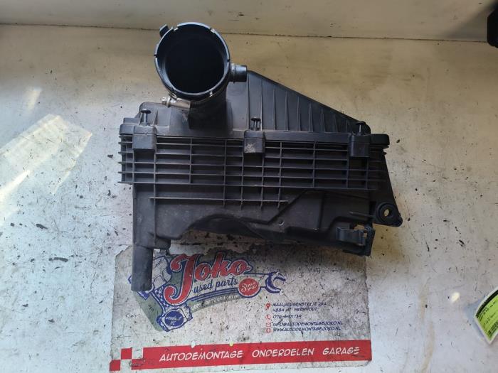 Gebrauchte Luftfiltergehäuse Peugeot 206+ (2L/M) 1.4 XS Preis auf Anfrage angeboten von Autodemontage Joko B.V.