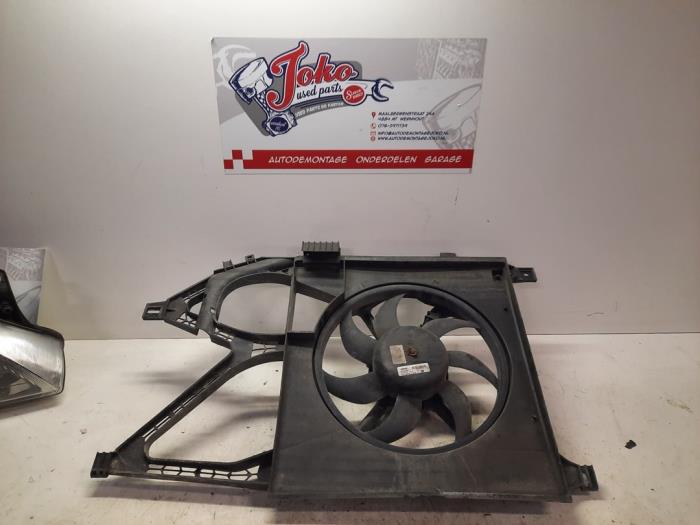 Używane Wentylator Opel Corsa C (F08/68) 1.0 12V Twin Port Cena na żądanie oferowane przez Autodemontage Joko B.V.