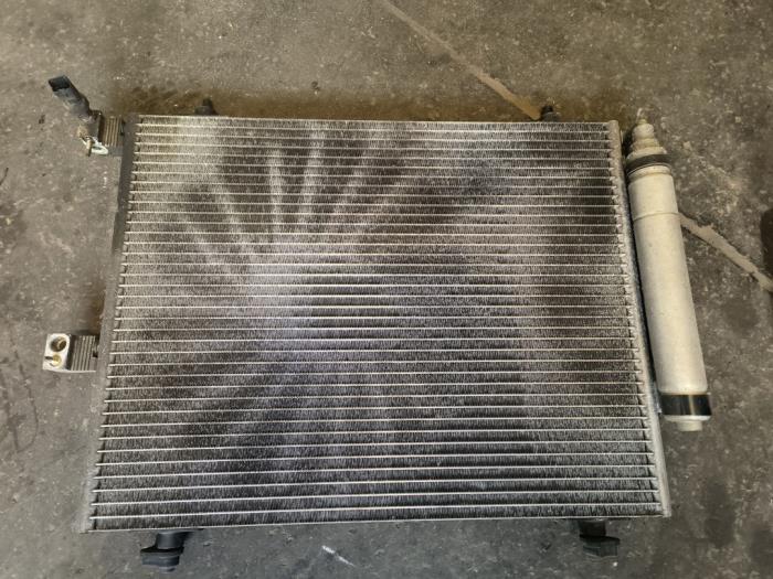 Usagé Condenseur de climatisation Peugeot 807 2.0 HDi 16V Prix sur demande proposé par Autodemontage Joko B.V.
