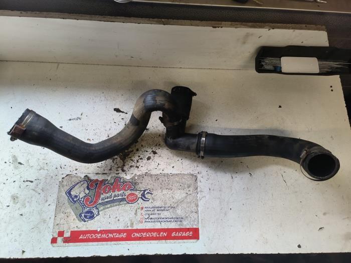Gebrauchte Intercooler Schlauch Peugeot 807 2.0 HDi 16V Preis auf Anfrage angeboten von Autodemontage Joko B.V.