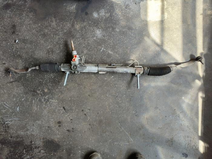 Gebrauchte Lenkgetriebe Servo Peugeot 407 SW (6E) 2.0 16V Preis auf Anfrage angeboten von Autodemontage Joko B.V.