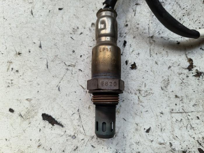 Lambda probe from a Volkswagen Polo VI (AW1) 1.0 MPi 12V 2018
