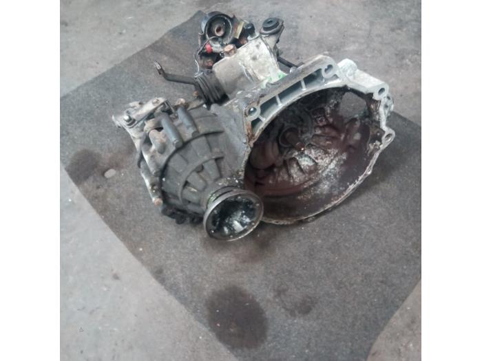 Gebrauchte Getriebe Volkswagen Golf III Cabrio (1E) 1.8 Preis auf Anfrage angeboten von Autodemontage Joko B.V.