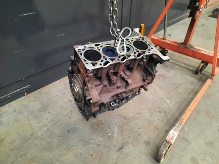 Used Engine crankcase Peugeot Boxer (U9) 2.2 HDi 120 Euro 4 Price on request offered by Autodemontage Joko B.V.