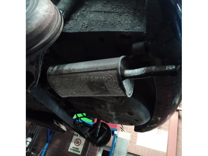 Gebrauchte Auspuff Enddämpfer Opel Corsa B (73/78/79) 1.0i 12V Preis auf Anfrage angeboten von Autodemontage Joko B.V.