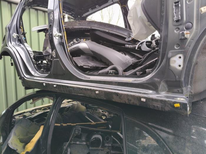 Używane Próg prawy Opel Karl 1.0 12V Cena na żądanie oferowane przez Autodemontage Joko B.V.