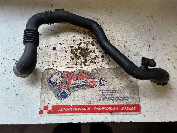 Gebrauchte Intercooler Rohr Renault Clio III (BR/CR) 1.5 dCi FAP Preis auf Anfrage angeboten von Autodemontage Joko B.V.