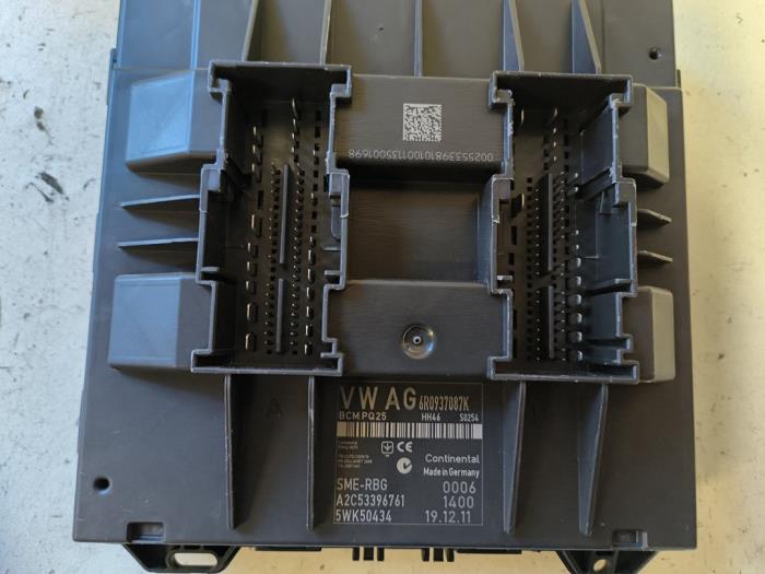 Engine management computer from a Seat Ibiza IV SC (6J1) 1.4 TSI 16V Cupra 2012