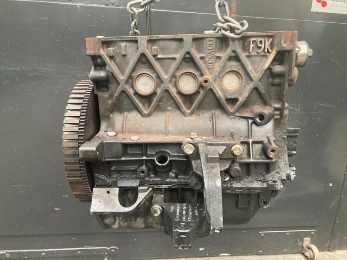 Used Engine crankcase Opel Vivaro 1.9 DI Price on request offered by Autodemontage Joko B.V.
