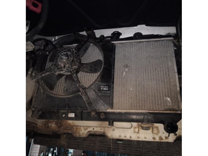 Usagé Radiateur Kia Rio (DC12) 1.3 RS,LS Prix sur demande proposé par Autodemontage Joko B.V.