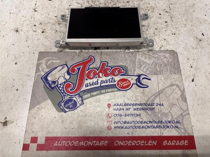 Begagnade Innerdisplay Audi A4 (B8) 1.8 TFSI 16V Pris på förfrågan erbjuds av Autodemontage Joko B.V.