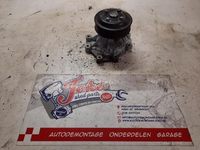 Używane Pompa wodna Hyundai H-300 2.5 CRDi Cena na żądanie oferowane przez Autodemontage Joko B.V.