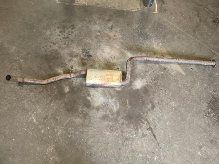 Gebrauchte Auspuff Enddämpfer Volvo C30 (EK/MK) 1.6 D 16V Preis auf Anfrage angeboten von Autodemontage Joko B.V.